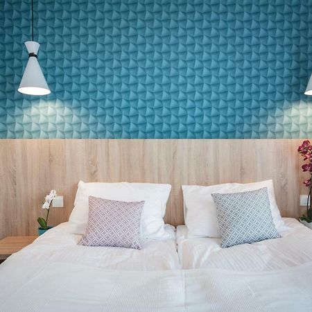 Unique 3City Apartments - Sea Apartment 格但斯克 外观 照片