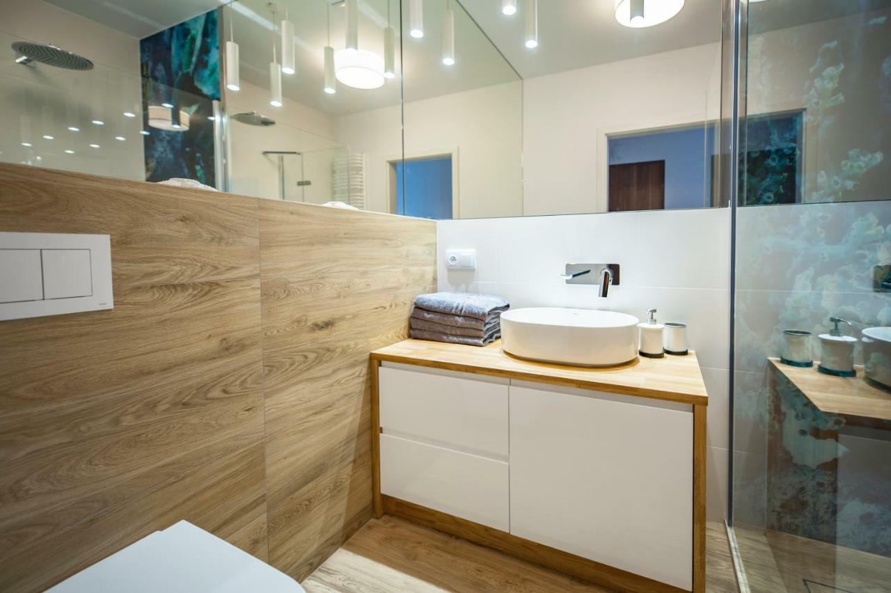 Unique 3City Apartments - Sea Apartment 格但斯克 外观 照片