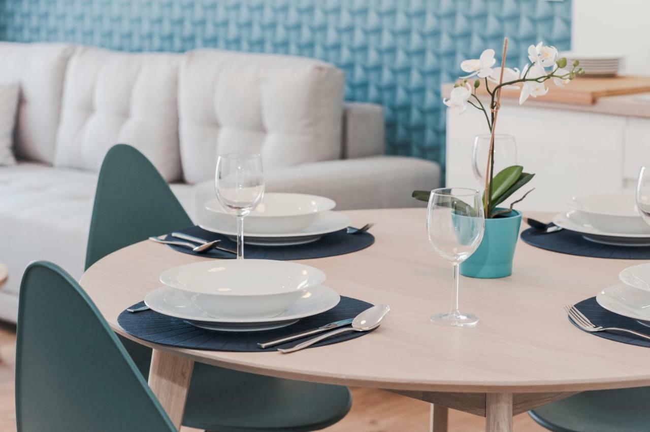 Unique 3City Apartments - Sea Apartment 格但斯克 外观 照片